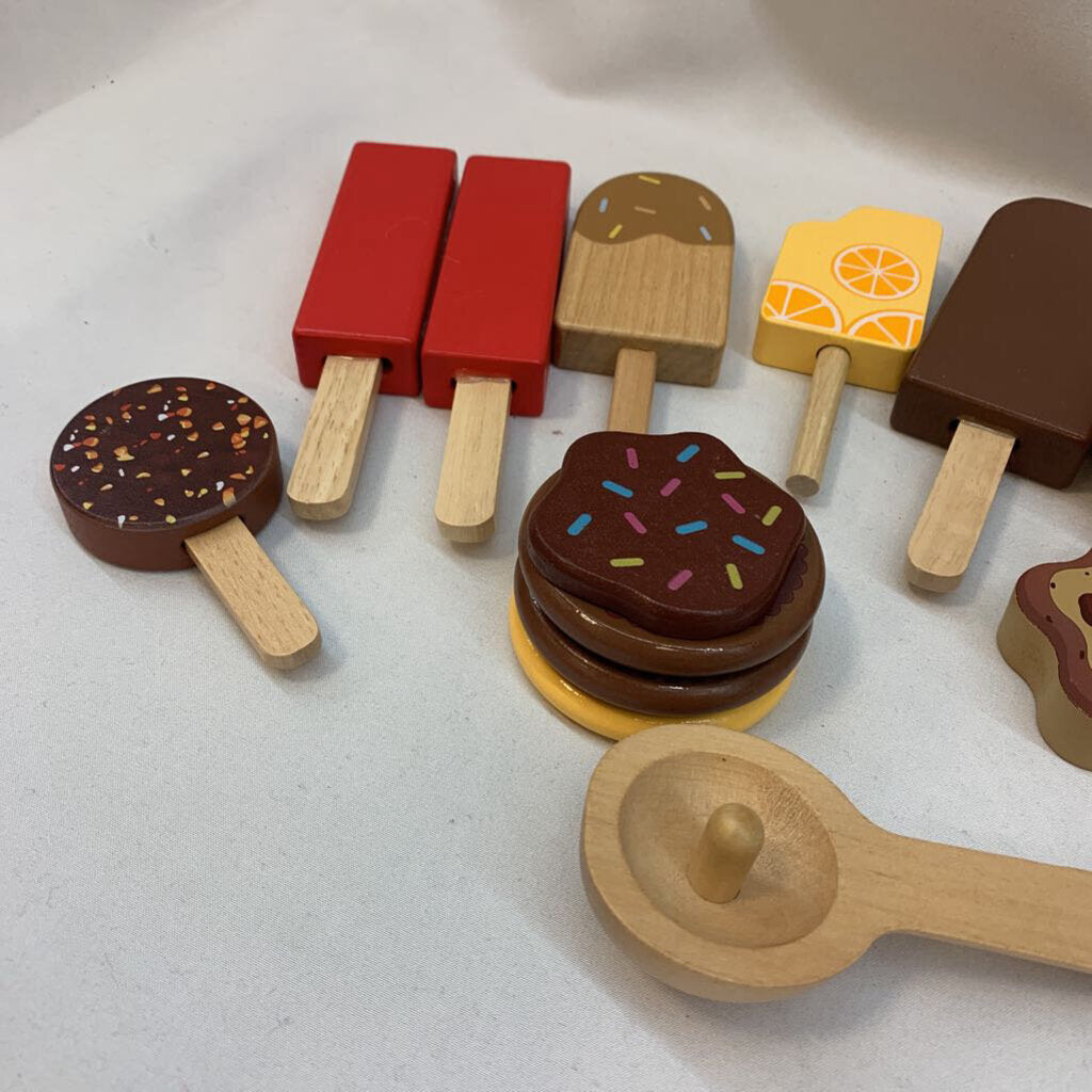 Play Kitchen: Popsicles & Ice Cream