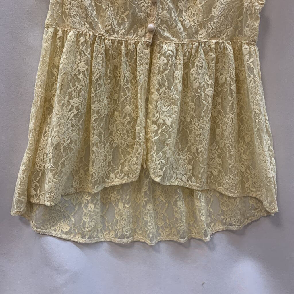 Shirt: Sleeveless Lace Button Up Ruffle