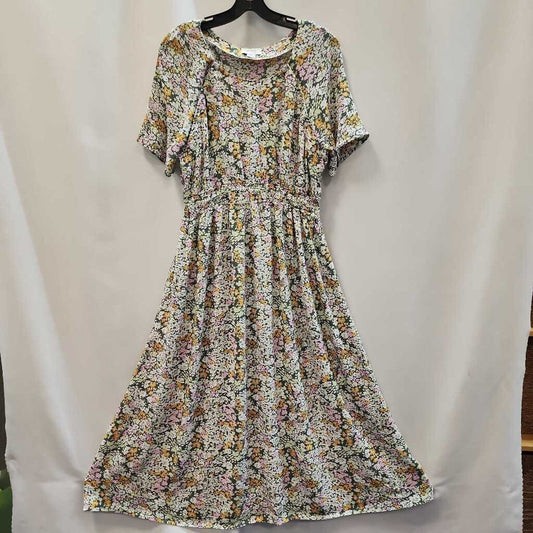 Dress: Nursing Maxi Floral Ruched Waist