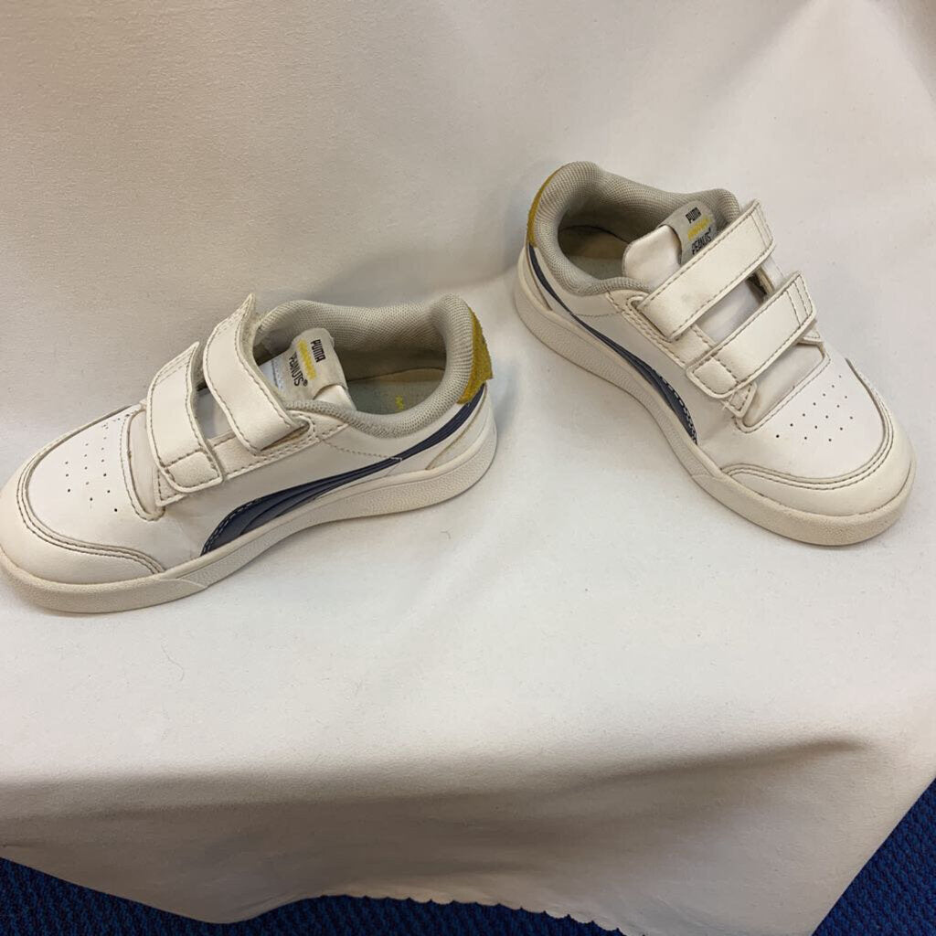 Shoes: Peanuts Velcro Woodstock