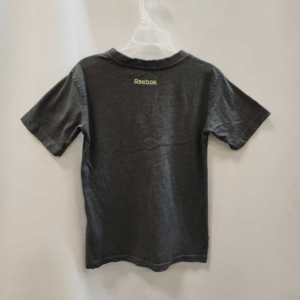 Shirt: Athletic Active Running Graffiti