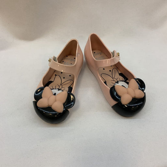 Shoes: Minnie Mouse Velcro Mary Janes