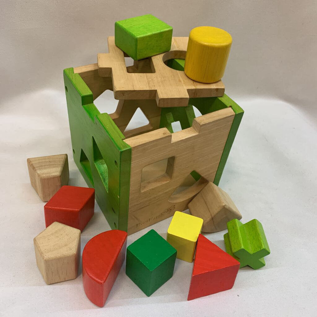 Shape Sorting Wooden Cube
