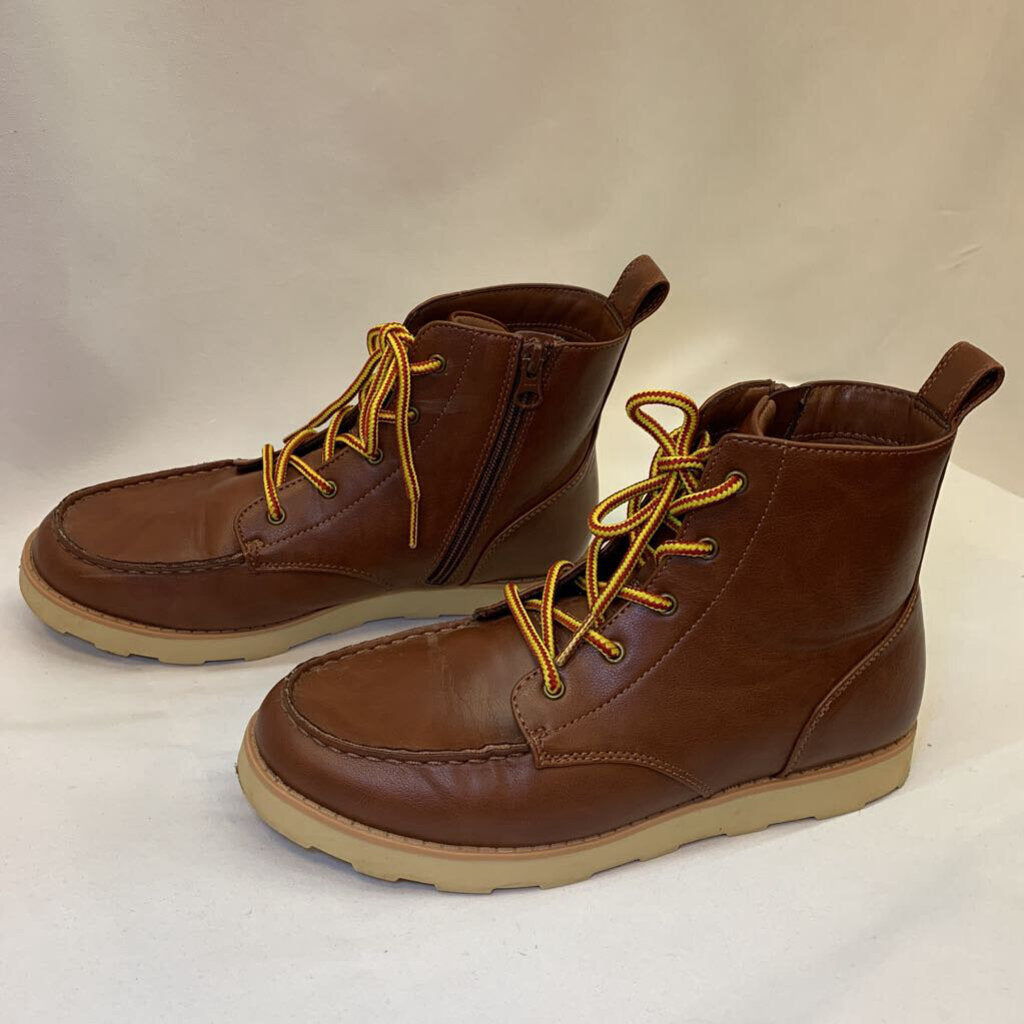 Shoes: Boots Greyson Leather