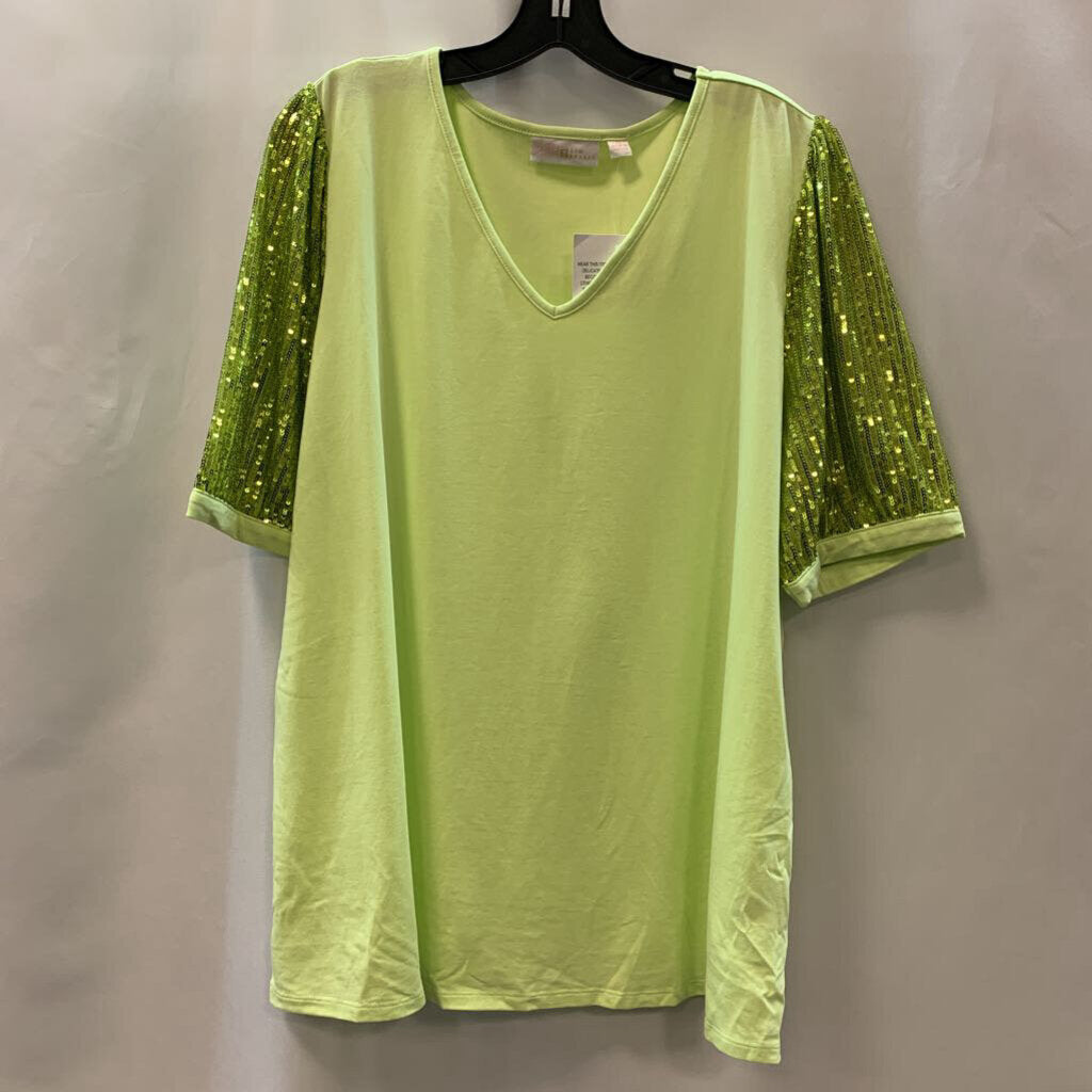 Shirt: Short Sleeve Sequence