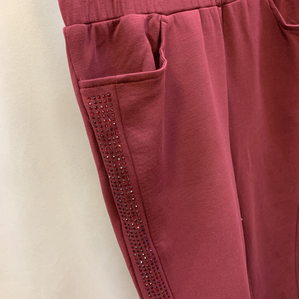 Pants: ScubaLuxe Sparkle Pull-on