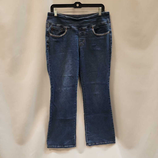Pants: Triple Luxe Pull-On Jeans