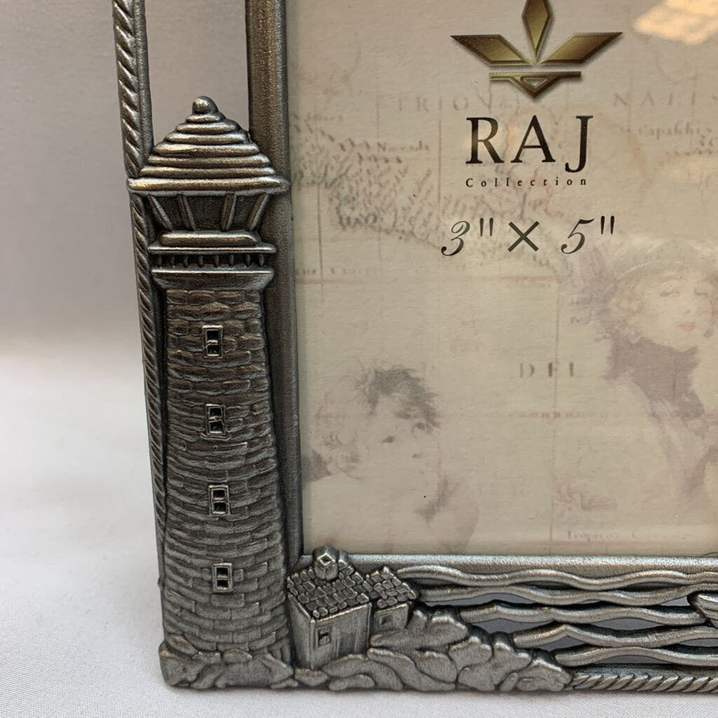 3" x 5" Metal Lighthouse Picture Frame