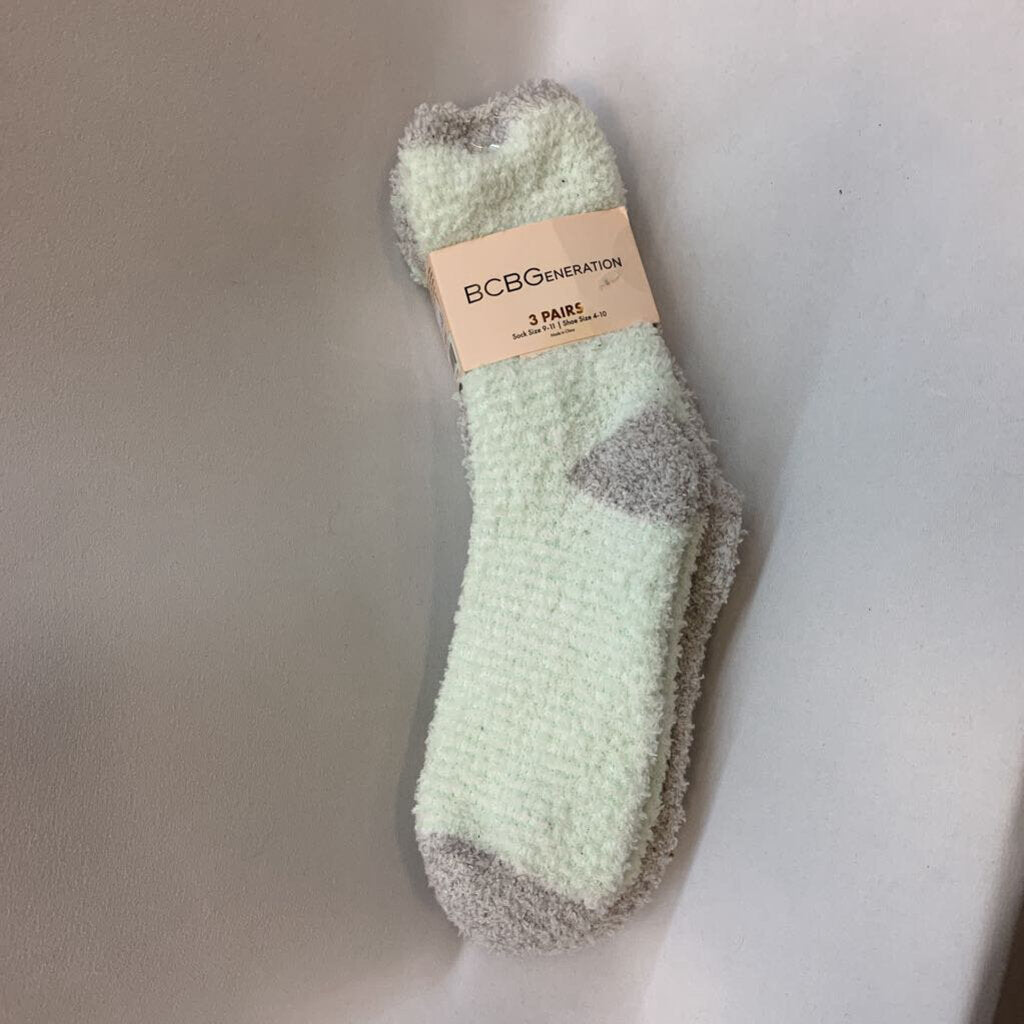 3 Pair Flower Fuzzy Calf Socks
