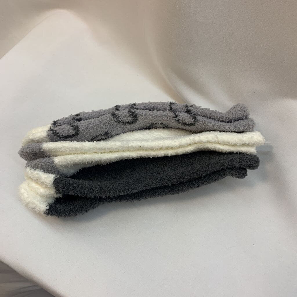 3 Pair Heart Fuzzy calf Socks