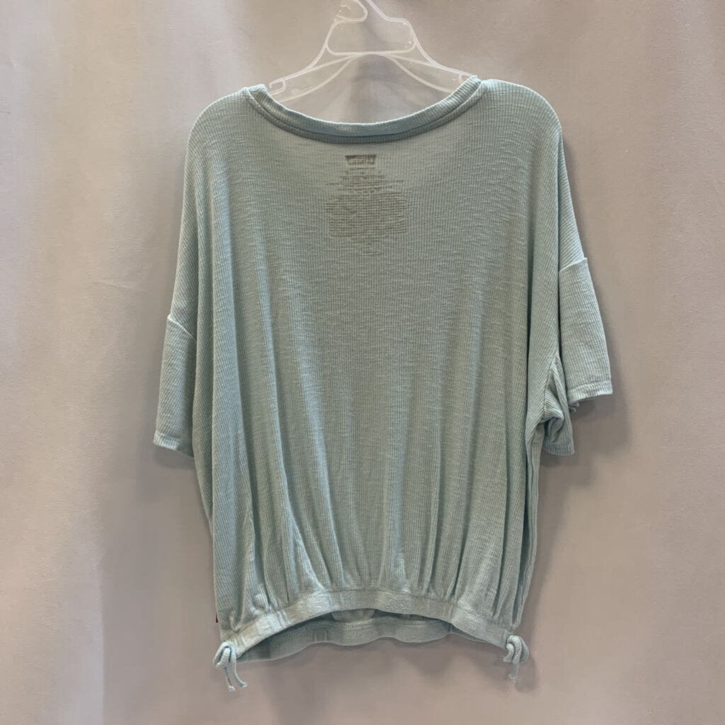 Shirt: Cinch Waist Short Sleeve