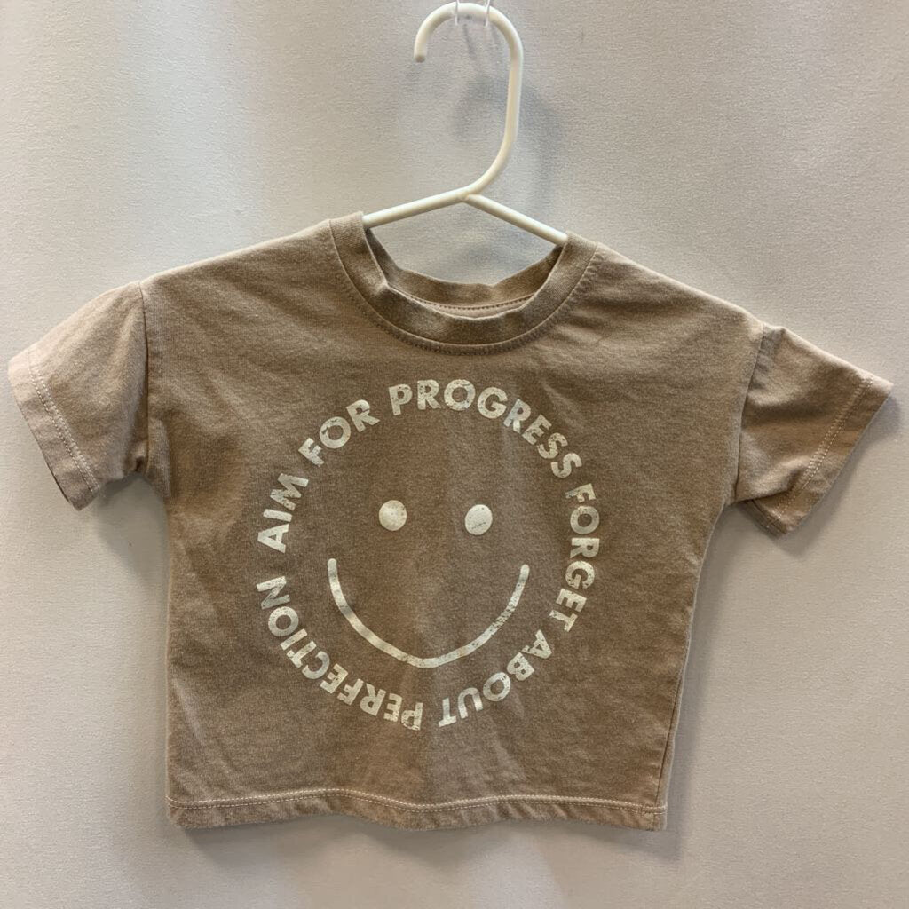 Shirt: AIM FOR PROGRESS