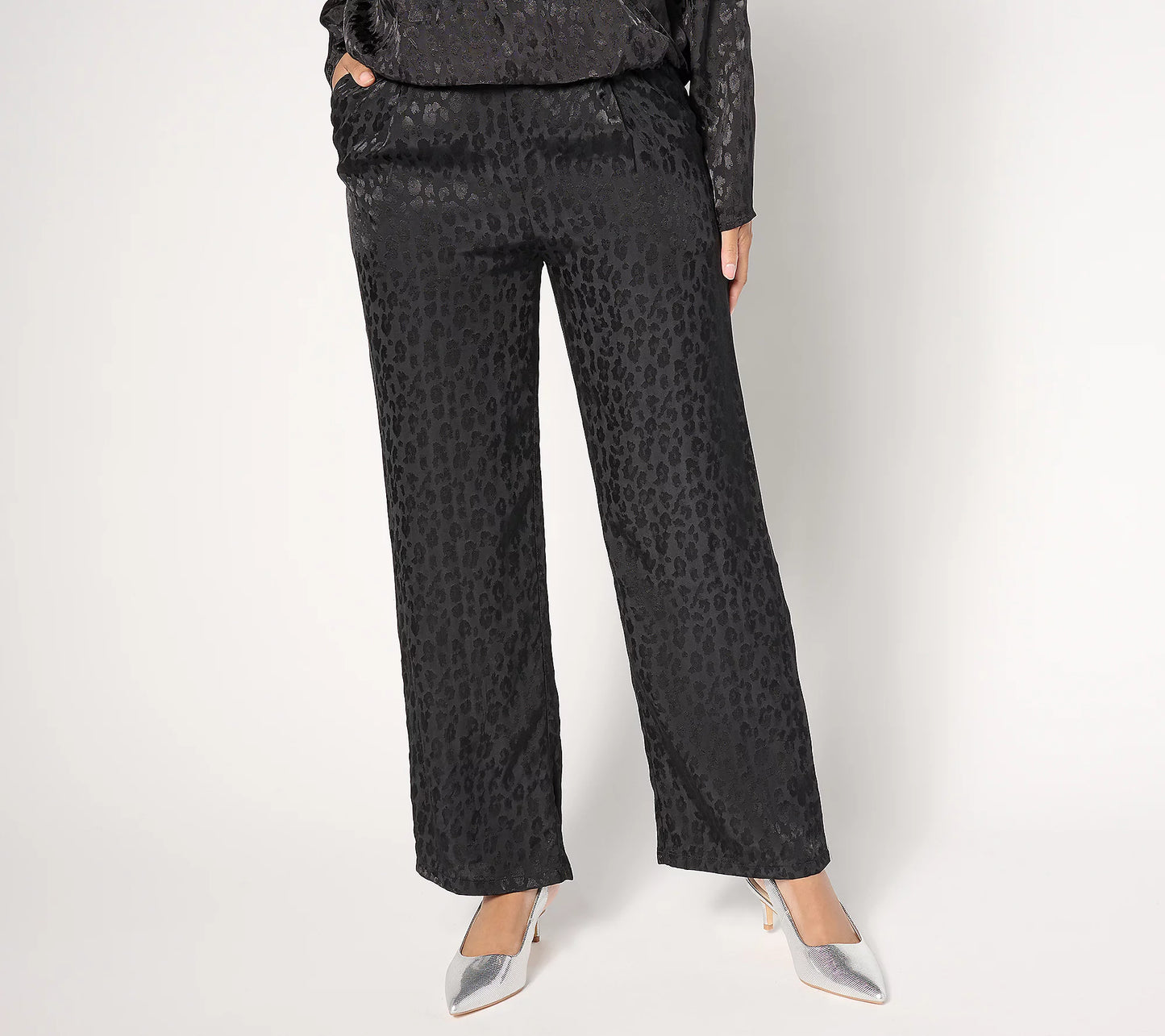 Petite Drapey Jacquard Ankle Pant